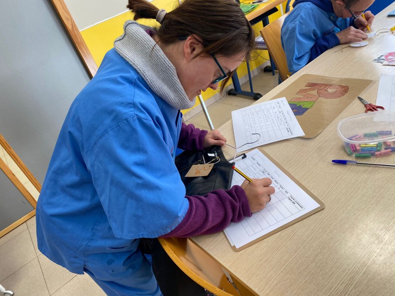 Añadiendo el precio a los articulos